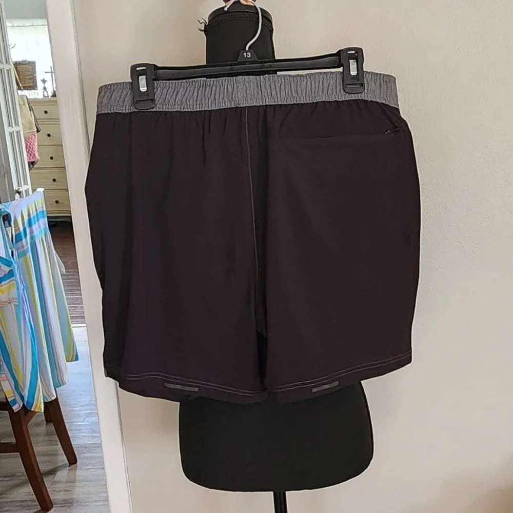 XERSION RUN SHORTS - Picture 3 of 4